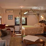 Sphendone Hotel 4*