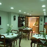 Sphendone Hotel