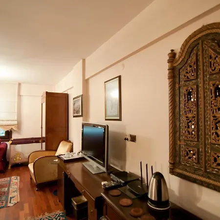 Sphendone Hotel