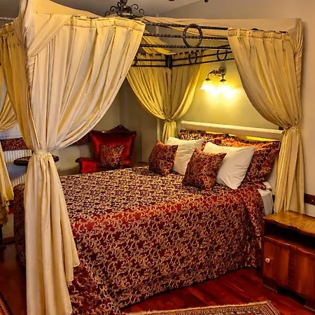 Hotel Sphendone 4*
